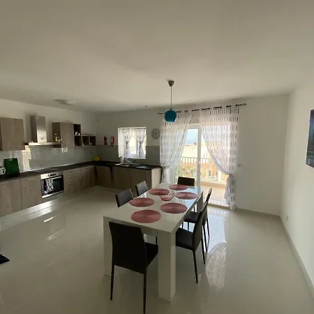 Sunshine Apartments Mellieha - Modern Three Bedroom Apartment - Apt No 1 Exterior photo