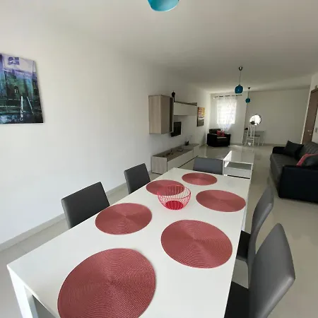 Sunshine Apartments Mellieha - Modern Three Bedroom Apartment - Apt No 1 Exterior photo